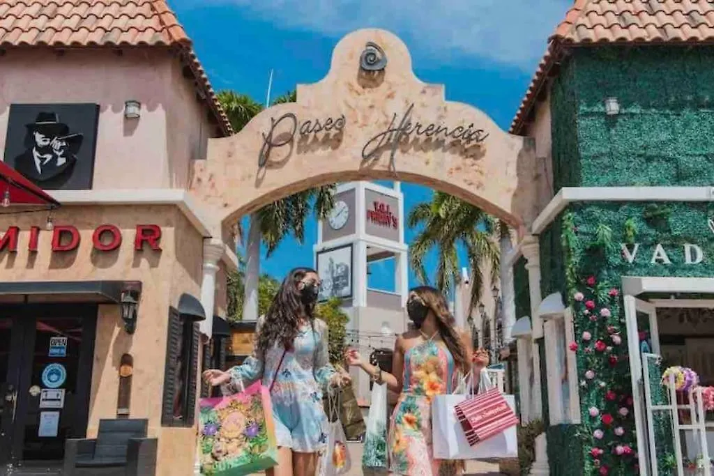 Spacious Apartment In Palm Beach 0*,  Aruba